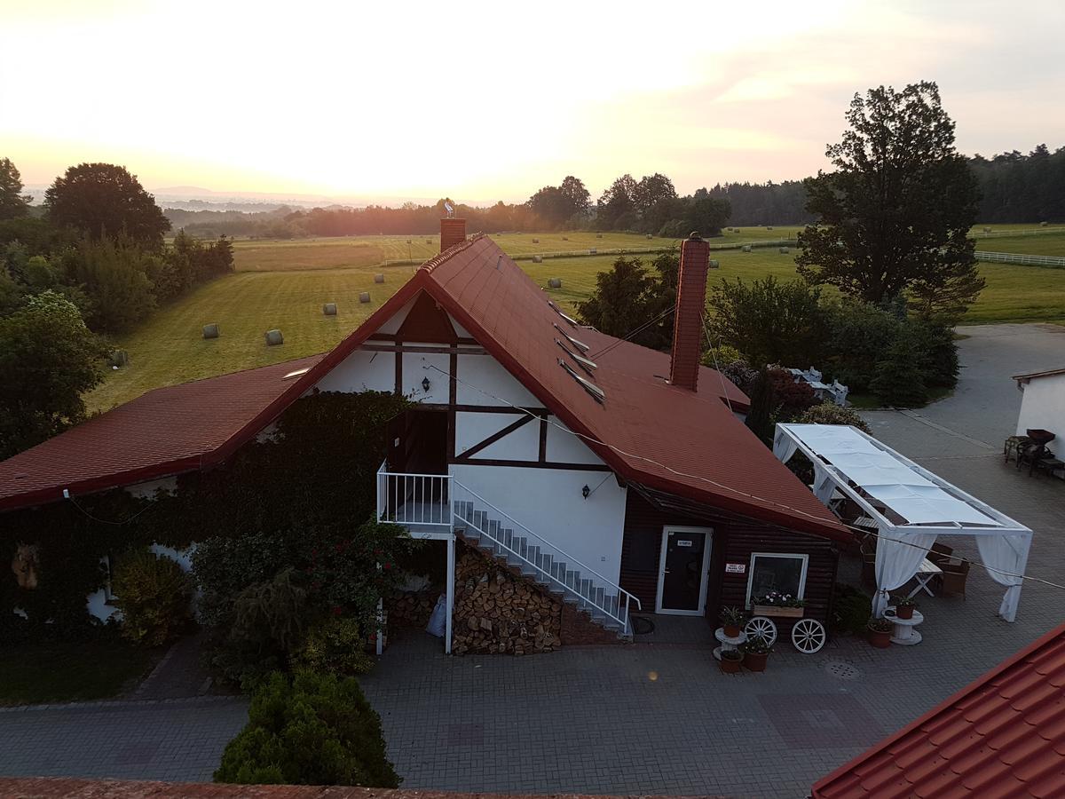 Folwark Leszczynówka Vila Srebrna Góra Exterior foto